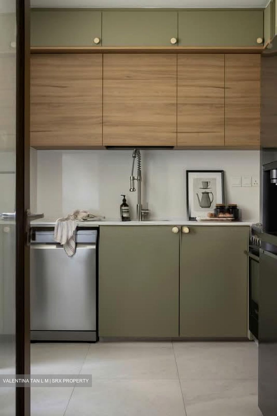 The Cornwall (D10), Condominium #591772541